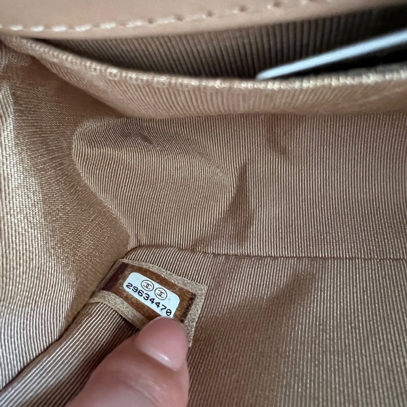 chanel boy small beige with shiny light gold hardware - Picture 11 of 14